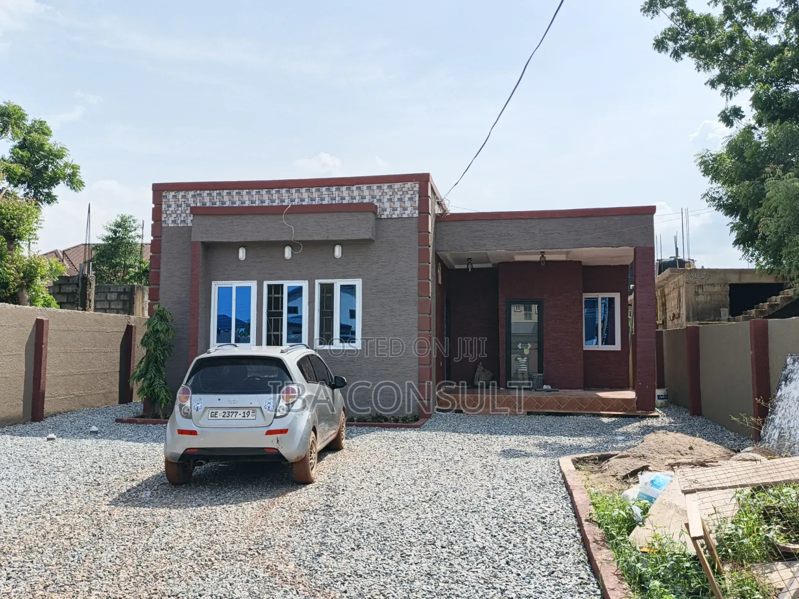 3bdrm House in Oyarifa, Ghana Flag for sale