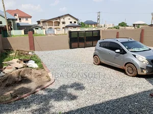 3bdrm House in Oyarifa, Ghana Flag for sale