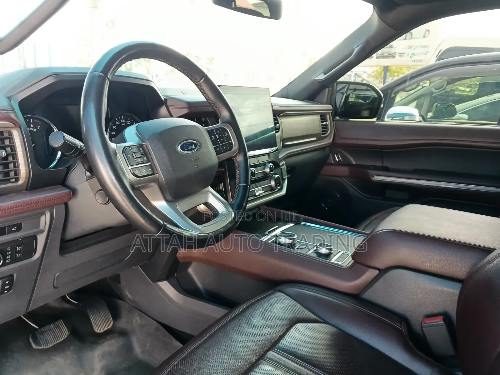 Ford Expedition 2022 Black