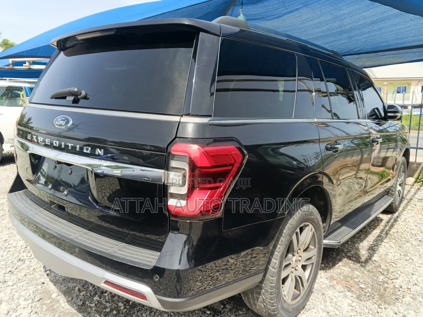Ford Expedition 2022 Black