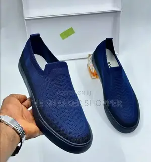 Mono Casual Easy Wear Sneakers