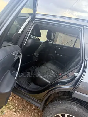 Toyota RAV4 2021 Gray