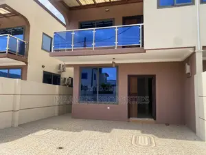 3bdrm Duplex in Oyarifa for rent