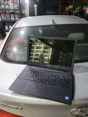 Laptop Dell Inspiron 15 4GB Intel HDD 500GB