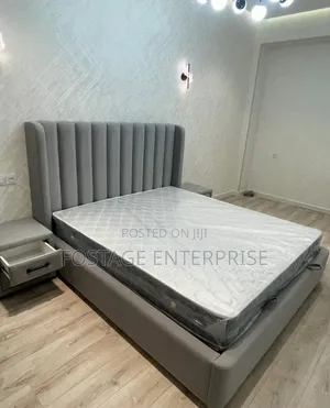 High Qualityforeign Queen Size Bed and Matress