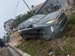Toyota RAV4 2021 Gray