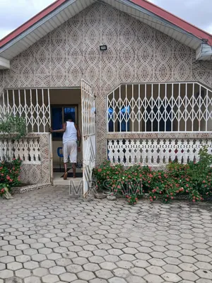 4bdrm House in Kasoa Obum Road, Adam Nana for sale