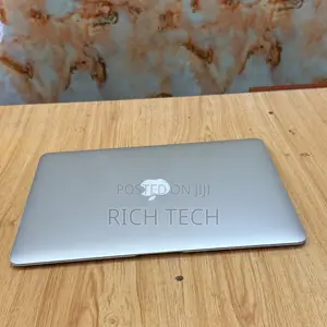 Laptop Apple MacBook Air 2017 8GB Intel Core i5 SSD 256GB