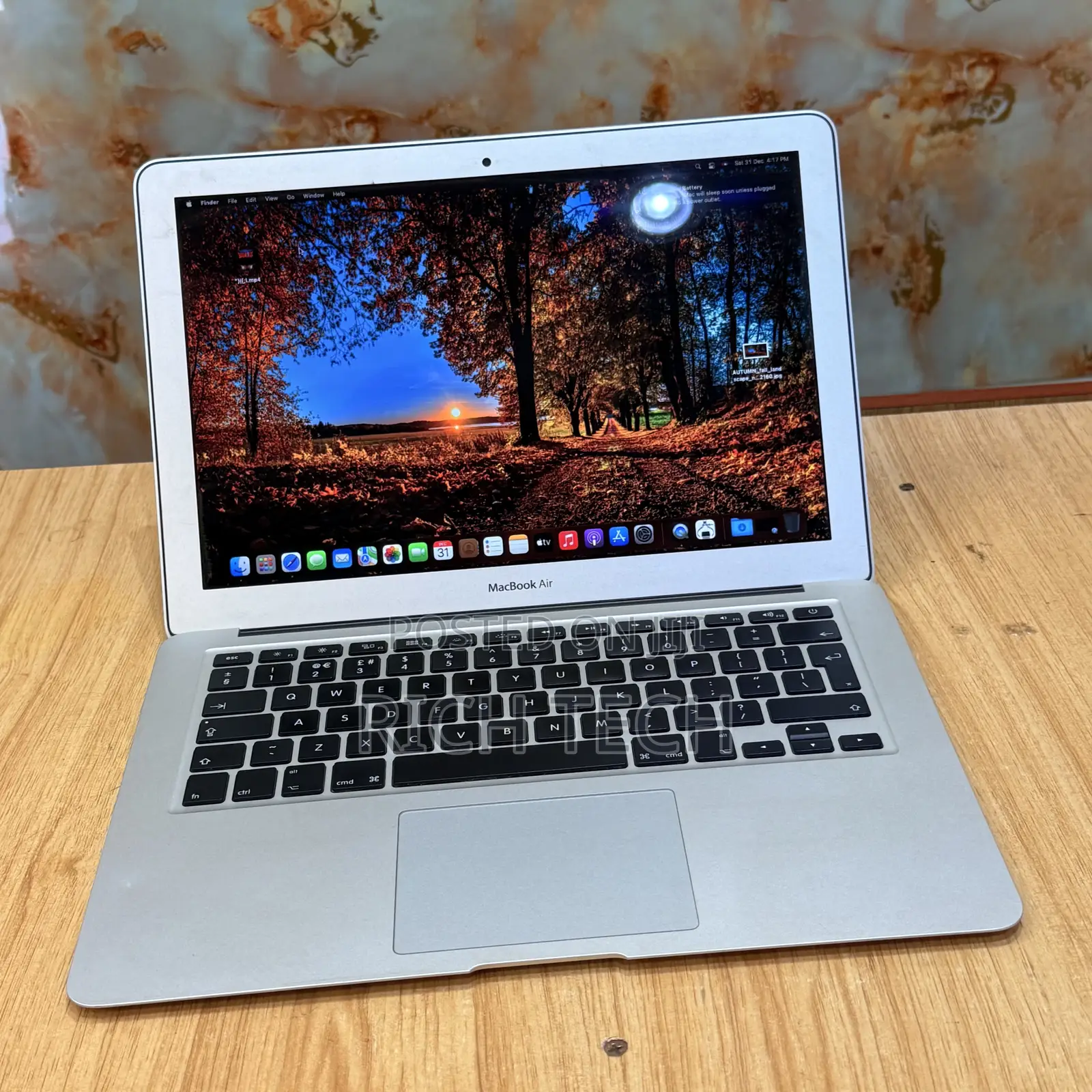Laptop Apple MacBook Air 2017 8GB Intel Core i5 SSD 256GB