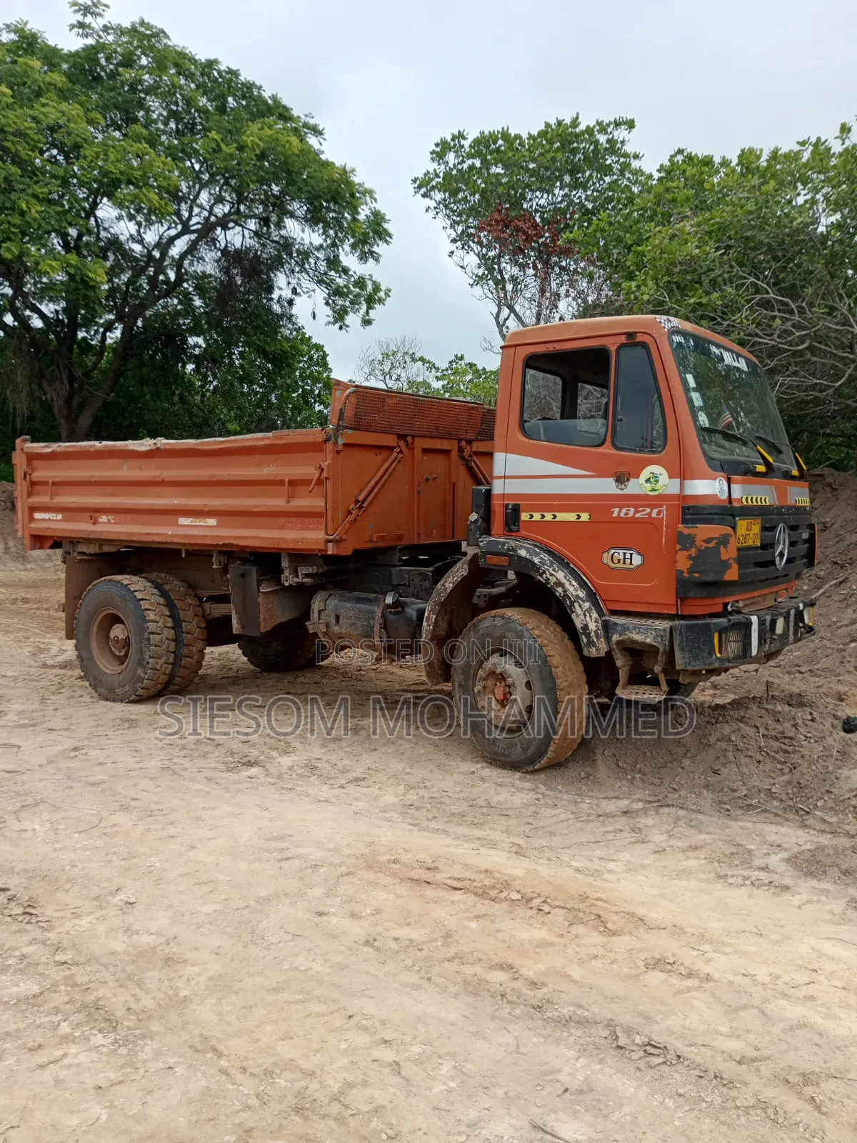 Tiper Truck Mercedes Benz