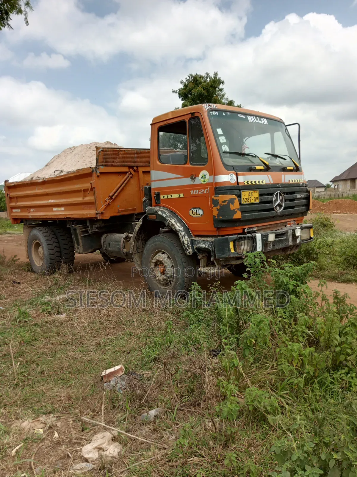 Tiper Truck Mercedes Benz