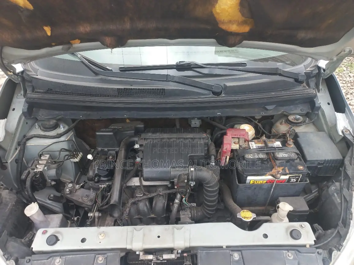 Mitsubishi Mirage 2012 Silver