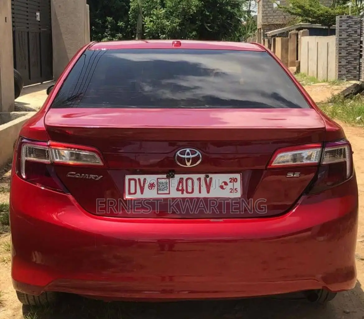 Toyota Camry 2014 Red
