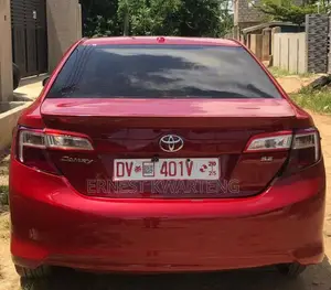 Toyota Camry 2014 Red