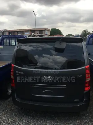 Hyundai Starex 2011 Black