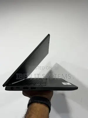 Laptop Dell Latitude 5300 8GB Intel Core i7 SSD 256GB