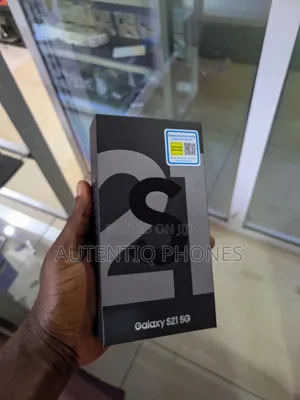 New Samsung Galaxy S21 5G 128 GB Silver