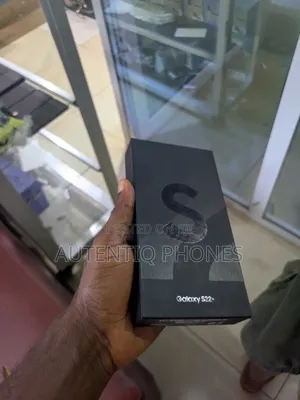 New Samsung Galaxy S22+ 5G 256 GB Black