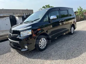 Toyota Voxy 2011 Black