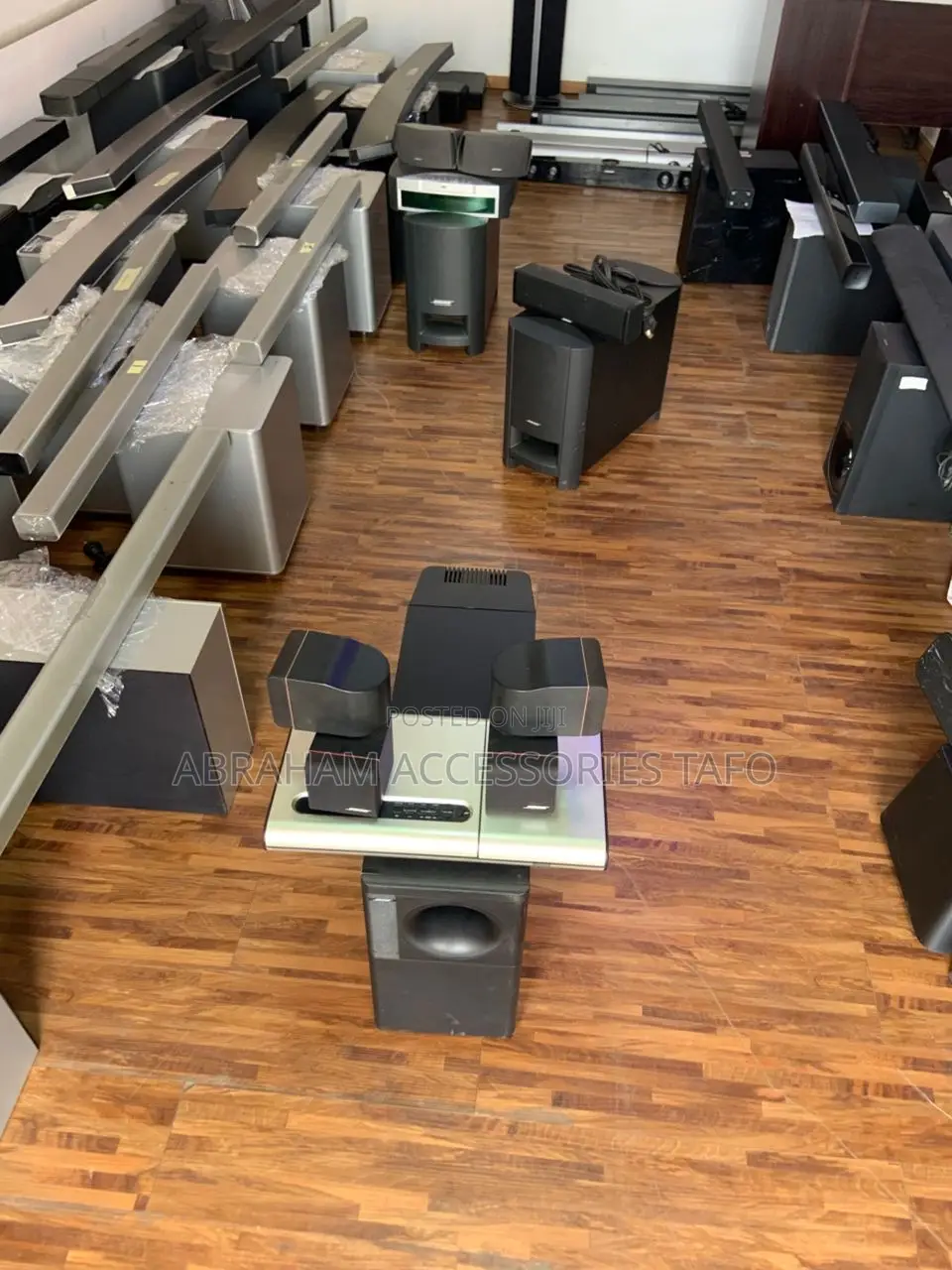 Bose Powered Acoustimass 5 Series LLL