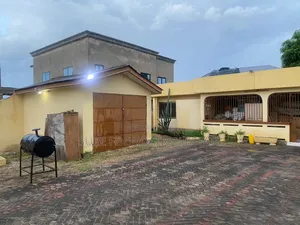 4bdrm House in Dansoman for sale