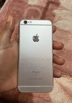 Apple iPhone 6s 64 GB Silver