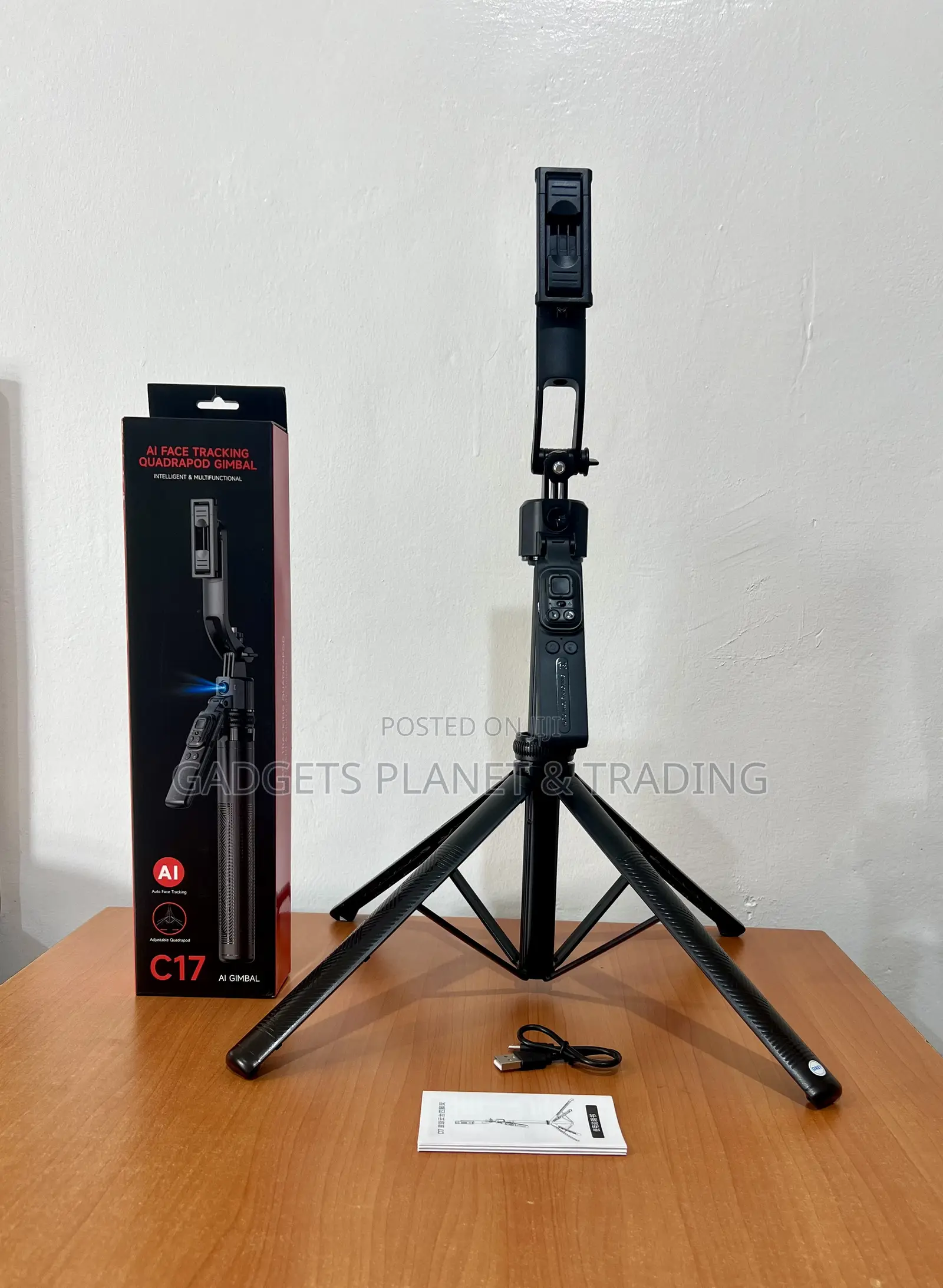 Intelligent Multifunctional Ai Face Tracking Quadrapod Gimbal - C17