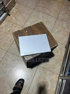 Laptop Lenovo 100e 8GB Intel Core i5 SSD 256GB