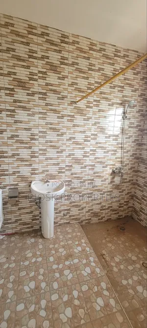 2bdrm Apartment in Biosk Properties, Pentecost for rent