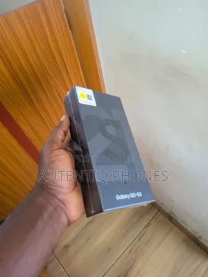 New Samsung Galaxy S21+ 5G 128 GB Black