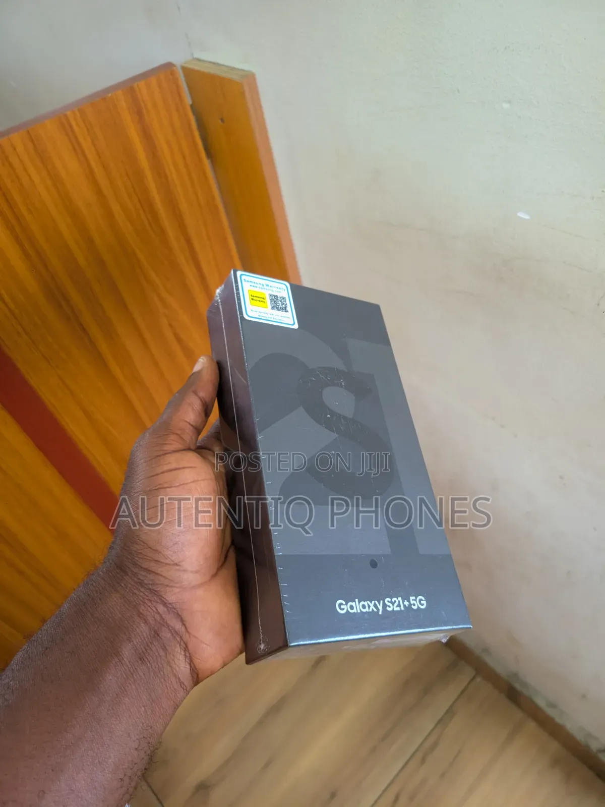 New Samsung Galaxy S21+ 5G 128 GB Black