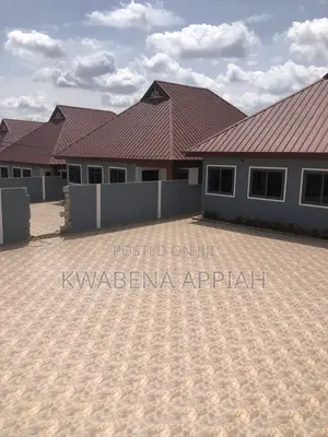 4bdrm House in Mark Estate At, Kumasi Metropolitan for sale