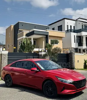Hyundai Elantra SE 2022 Red
