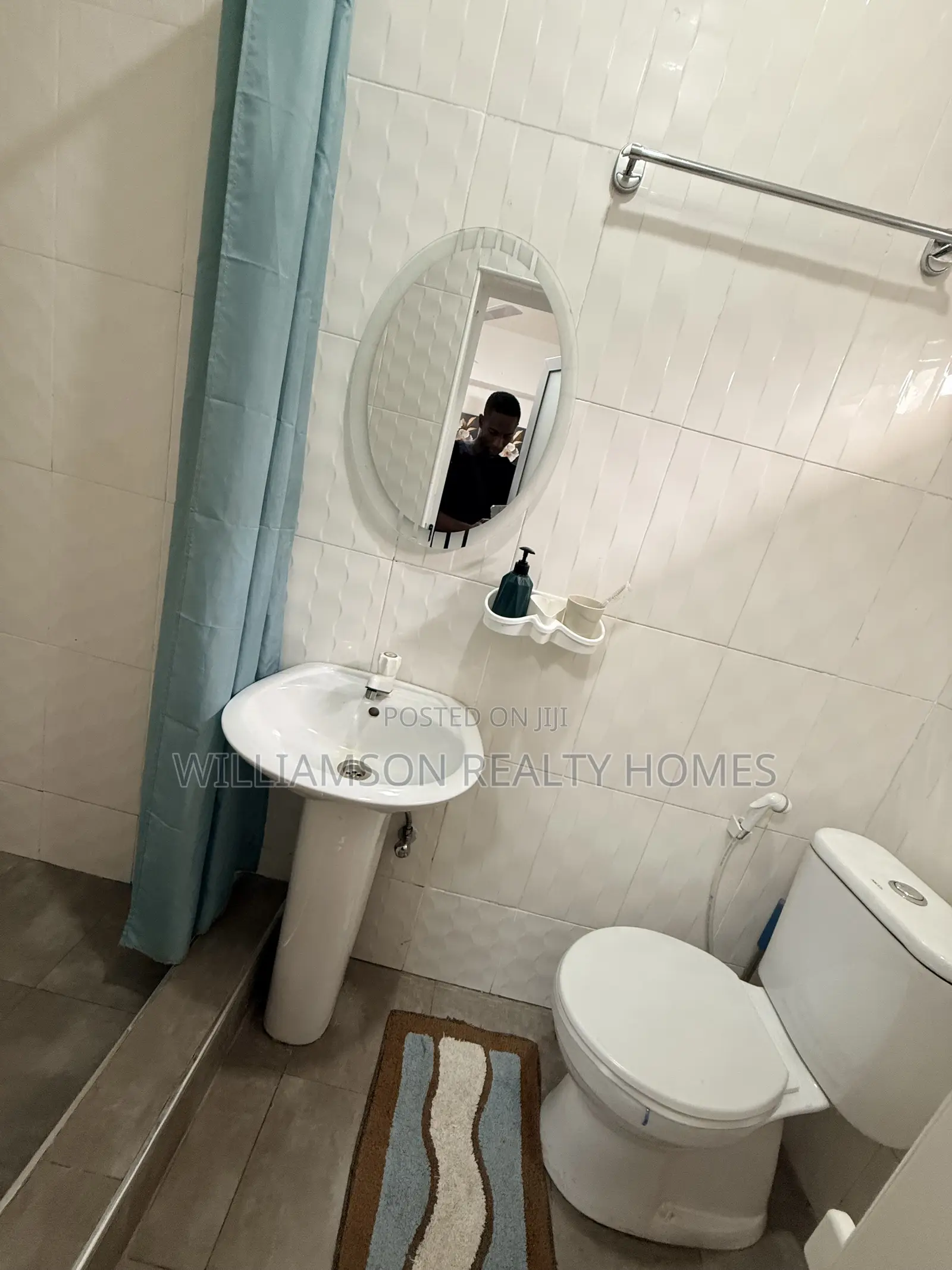 Flabbergasted/Luxury Furnished 2bedrms+3washrms Apt,Spintex