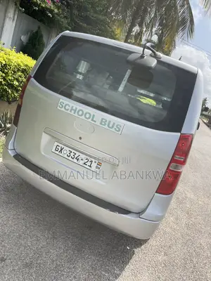 Hyundai H200 2015 Silver