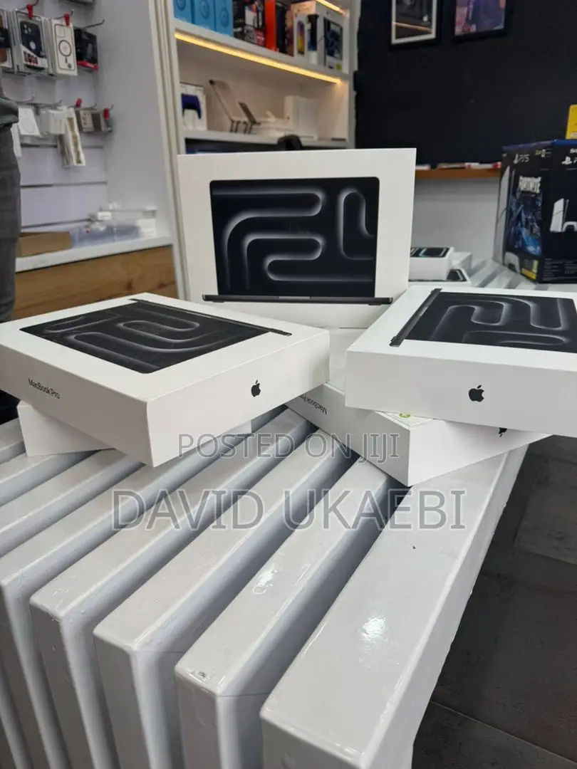New Laptop Apple MacBook Pro 2025 M5 16GB Apple M5 Pro SSD 1T