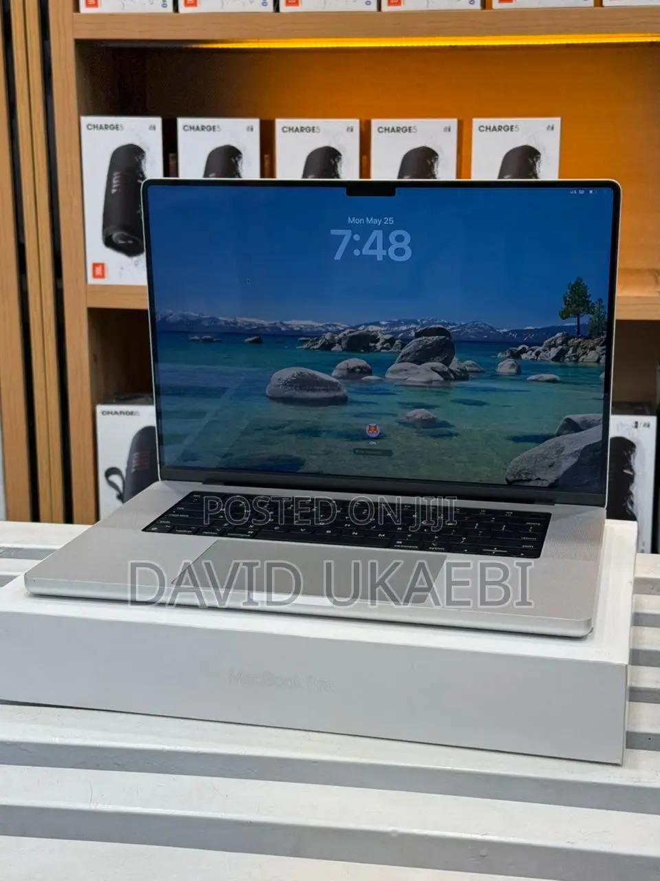 New Laptop Apple MacBook Pro 2025 M5 16GB Apple M5 Pro SSD 1T