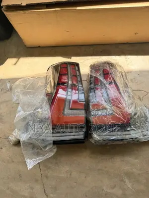 Toyota Land Cruiser 2017-2022 Full Spec Tail Light Pair