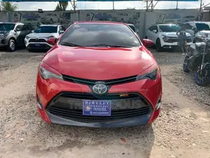 Toyota Corolla LE Eco (1.8L 4cyl 2A) 2018 Red