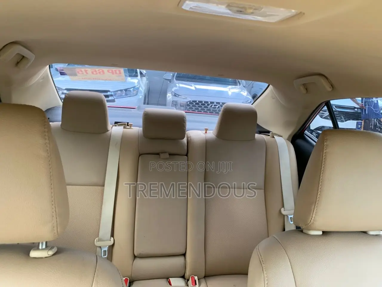 Toyota Corolla LE Eco (1.8L 4cyl 2A) 2018 Red
