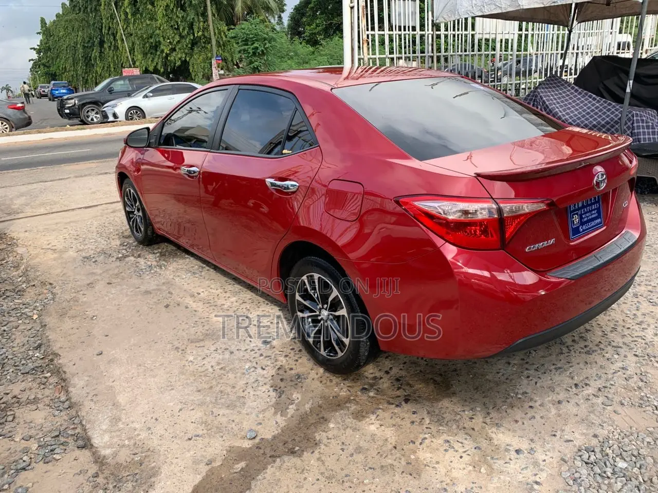 Toyota Corolla LE Eco (1.8L 4cyl 2A) 2018 Red