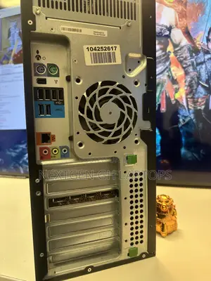 Desktop Computer HP Z420 32GB Intel Xeon HDD 1T