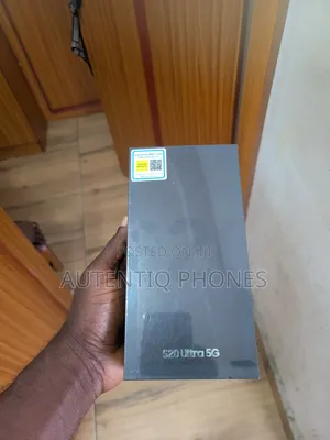 New Samsung Galaxy S20 Ultra 5G 128 GB Black