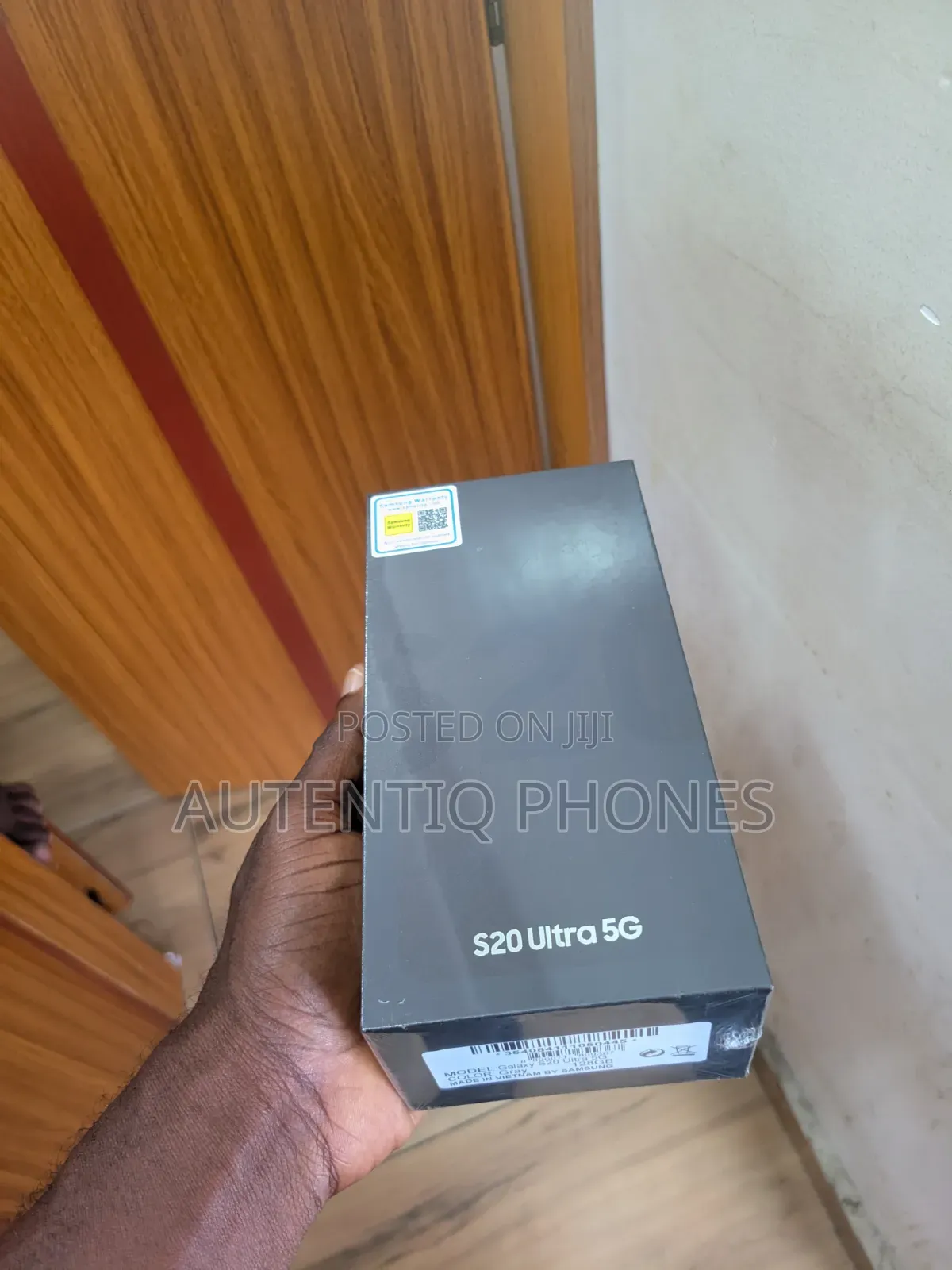 New Samsung Galaxy S20 Ultra 5G 128 GB Black
