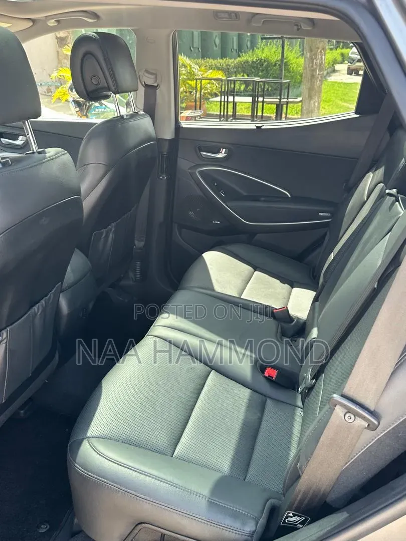 Hyundai Santa Fe Limited Ultimate AWD 2018 Gray