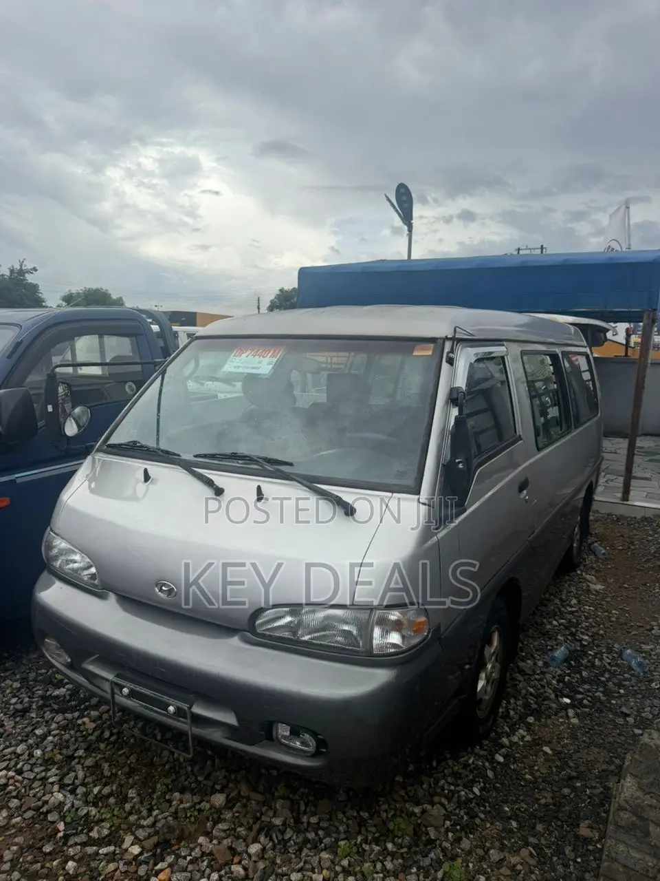 Hyundai H-100 2004 Silver