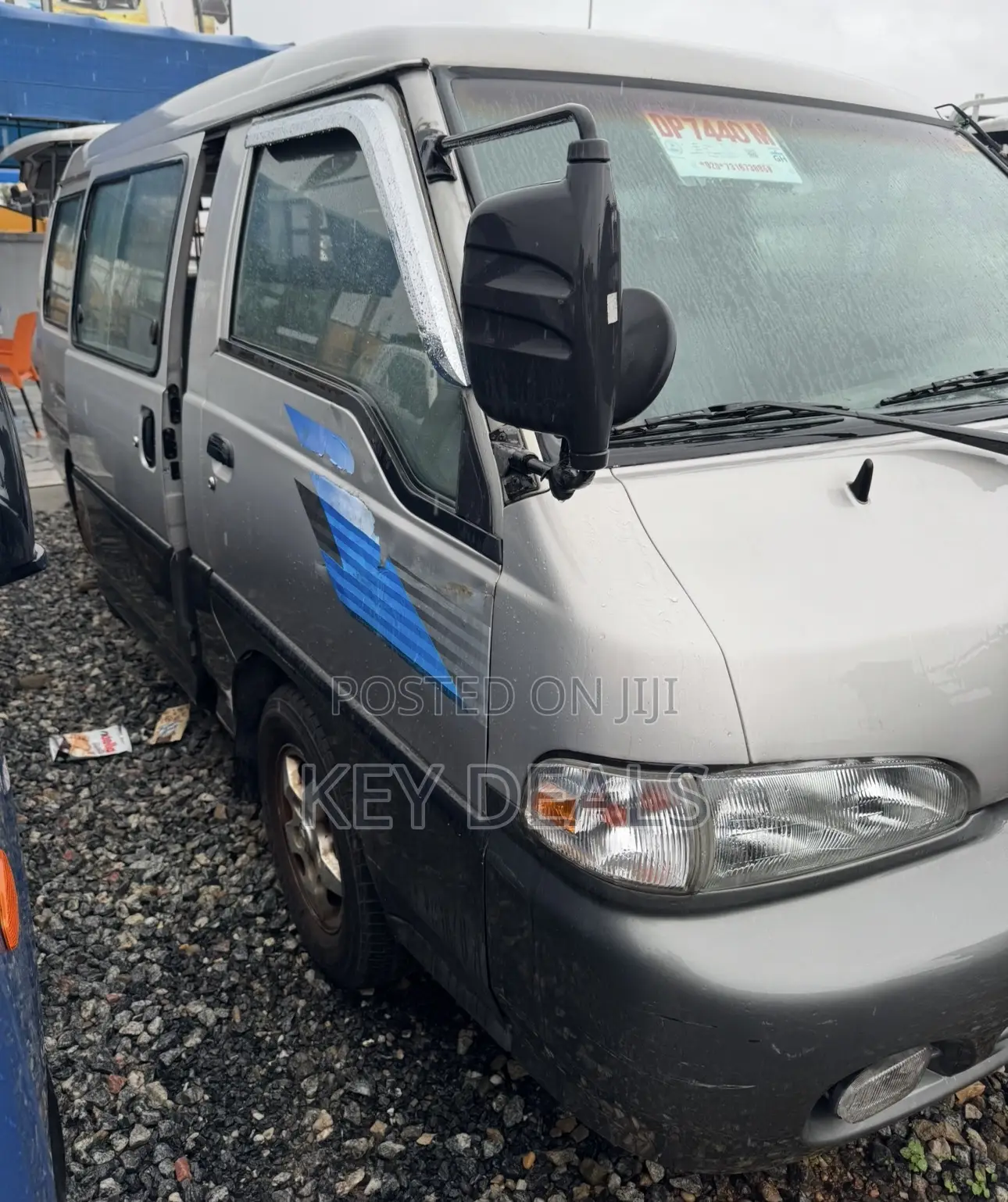 Hyundai H-100 2004 Silver