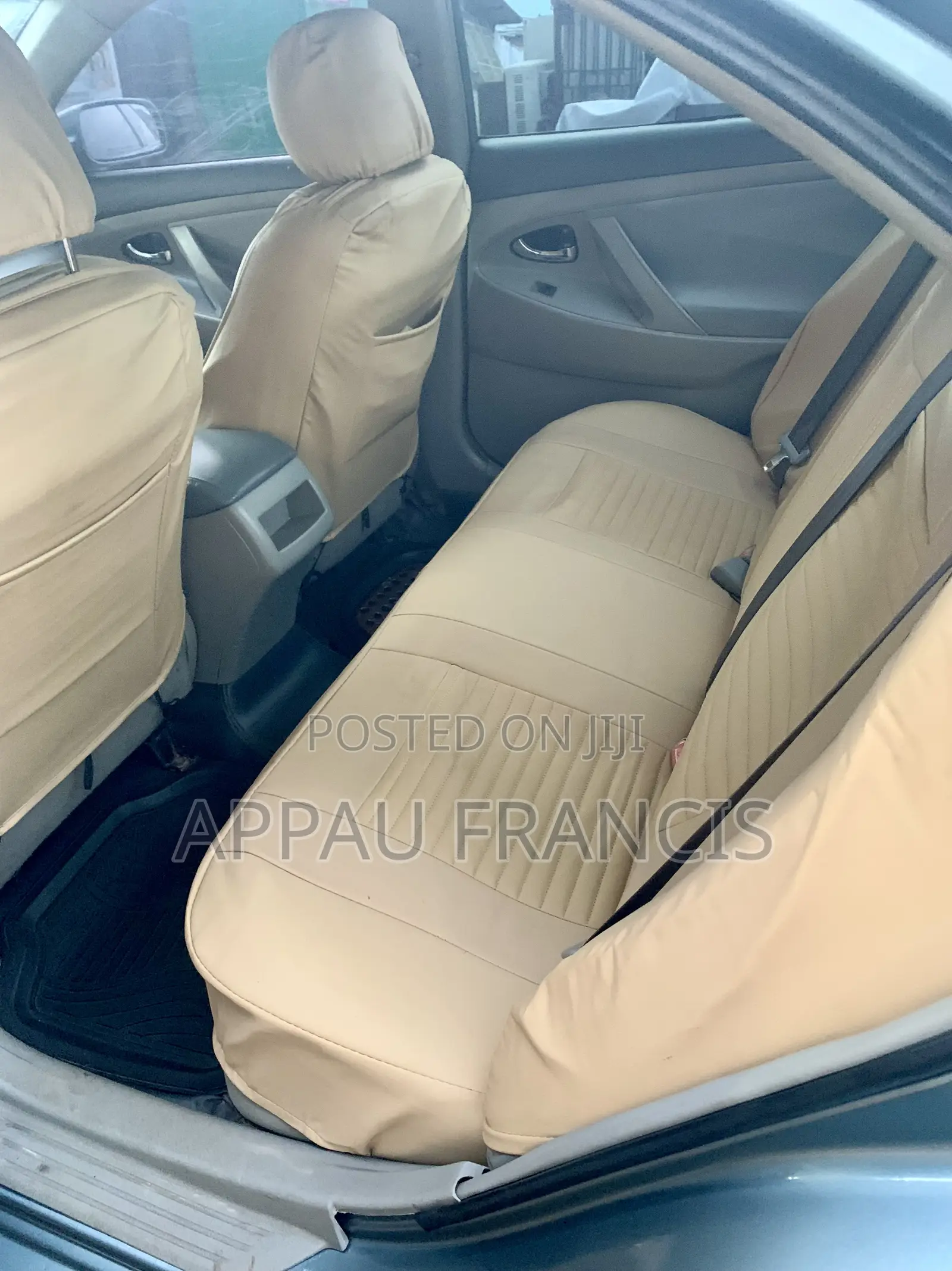 Toyota Camry Base 4dr Sedan (2.5L 4cyl 6M) 2011 Green