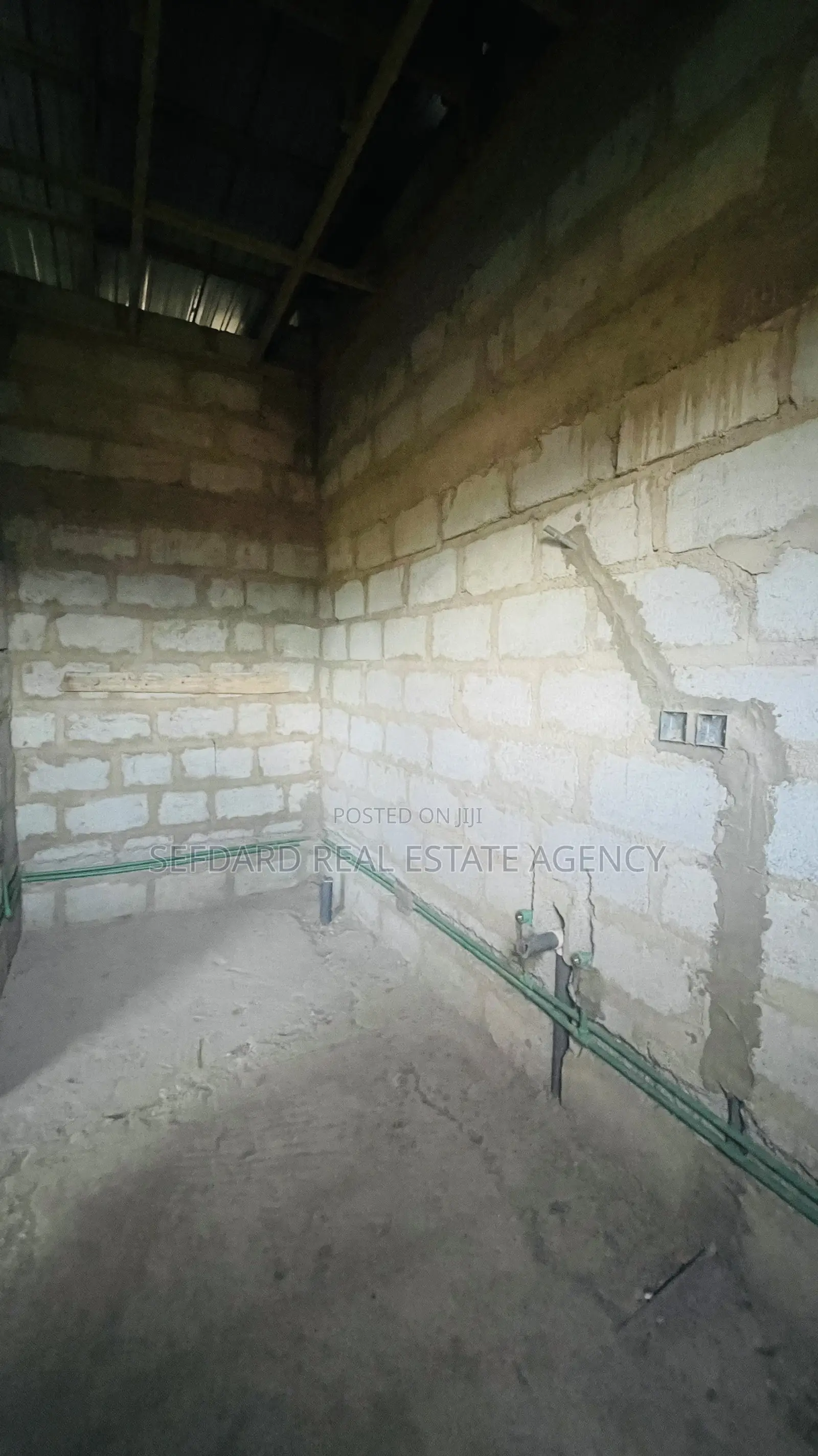 3bdrm House in Sefdard Properties, Amasaman for sale