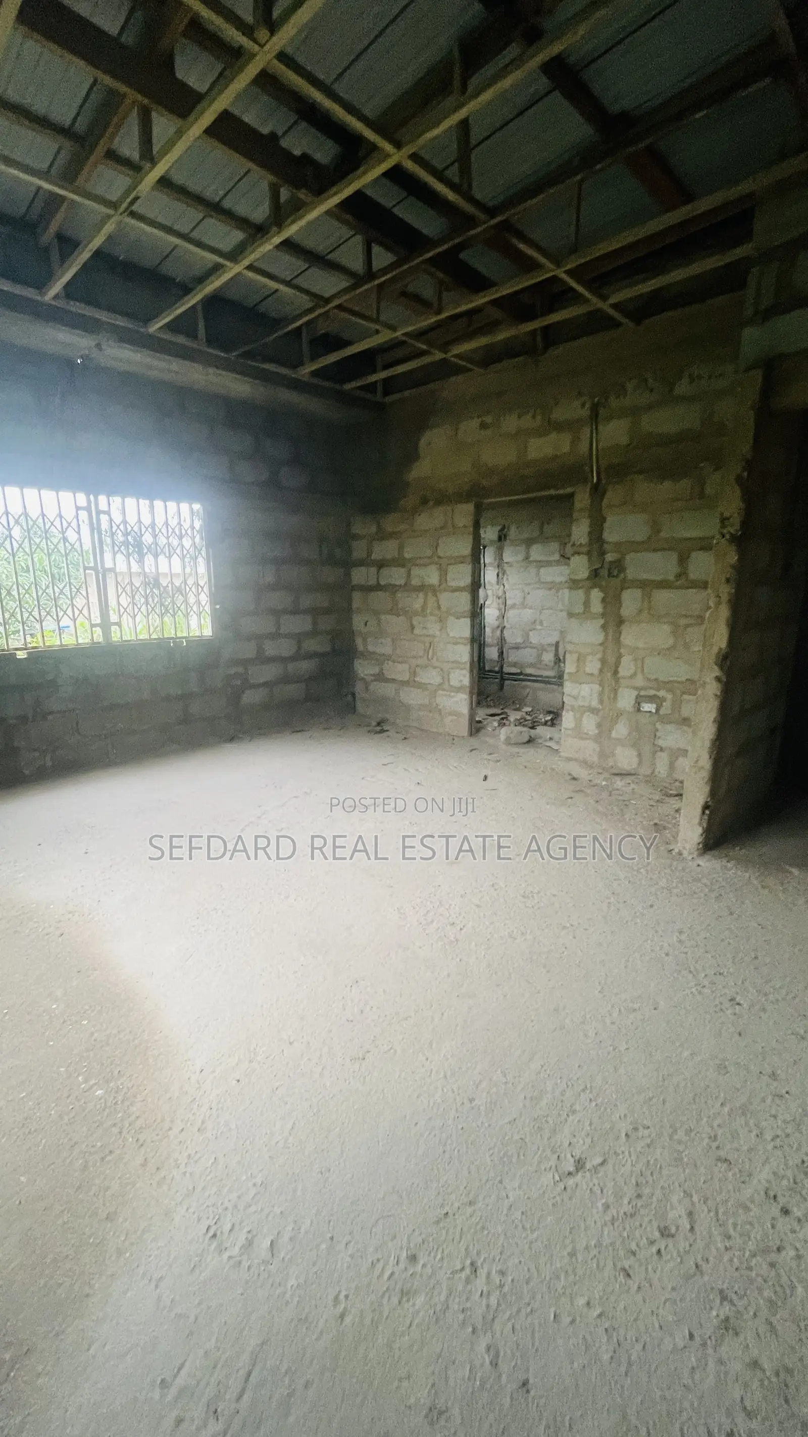 3bdrm House in Sefdard Properties, Amasaman for sale